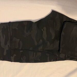 Better Bodies Black Camouflage Leggings